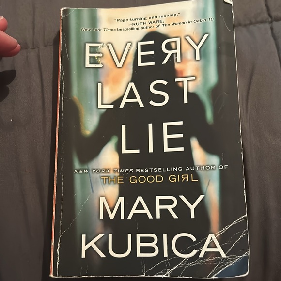 Mary Kubica Books - Picture 4 of 7